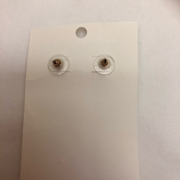 🔵4/$20 Skull Lips Fashion Gold Earrings PURPLE NWT - Picture 2 of 5